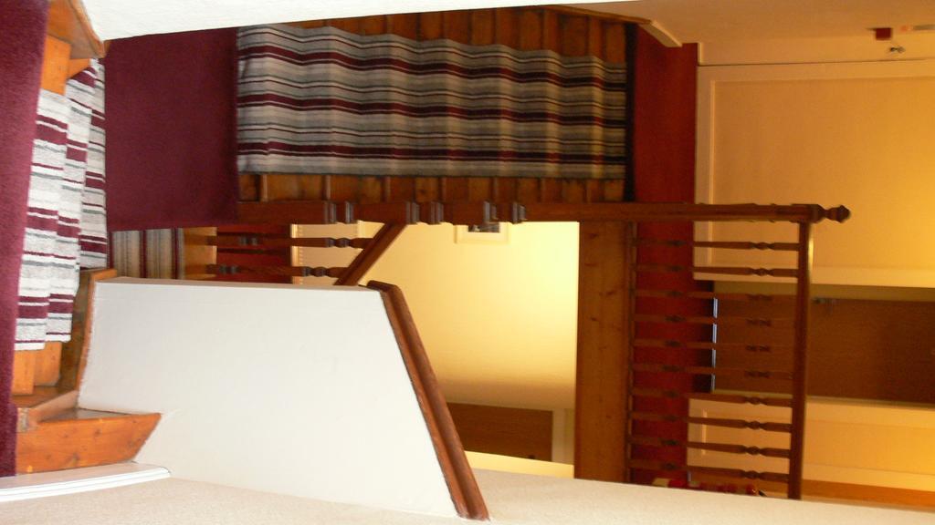 The Home Arms Guesthouse อายเมาธ์ ภายนอก รูปภาพ