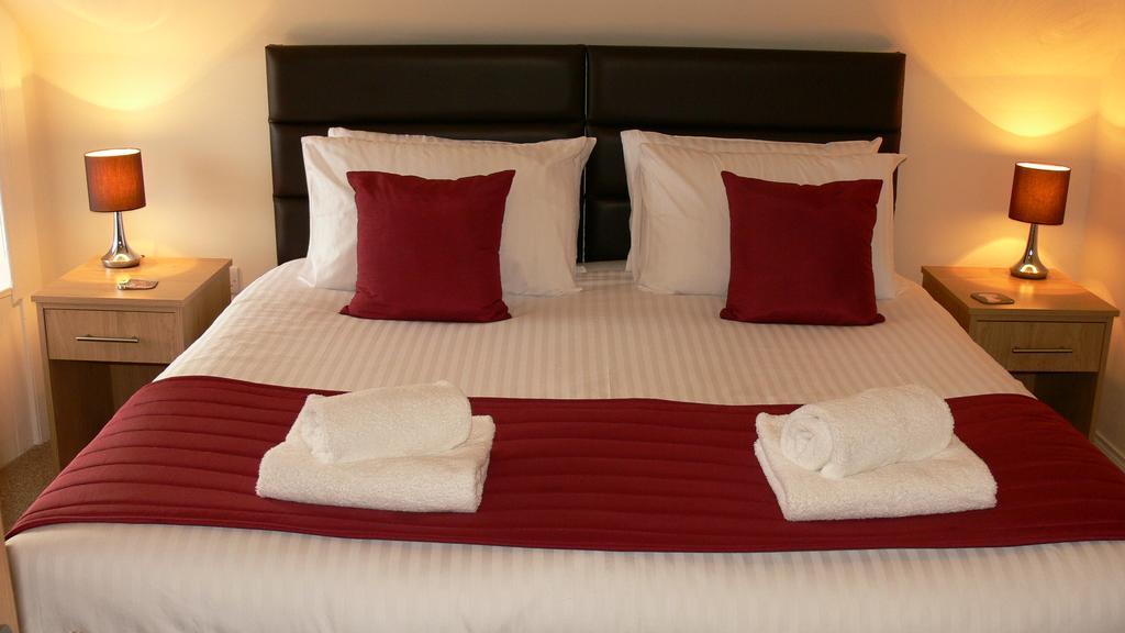The Home Arms Guesthouse อายเมาธ์ ห้อง รูปภาพ